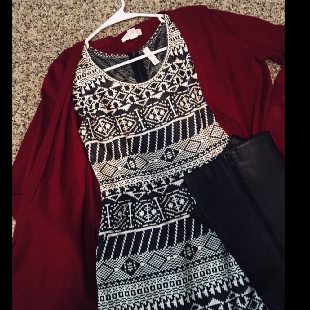 Grey Knit Patterned Dress - Picture 5 of 8